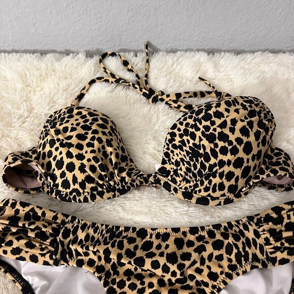 NWOT Victoria’s Secret leopard print bathing suit XS - Picture 2 of 12